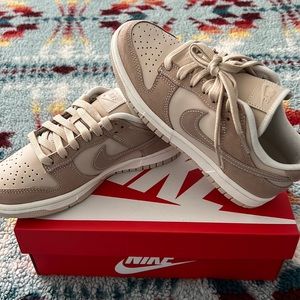 Women Nike Dunk Low SE